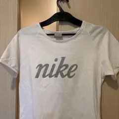 Nike ロゴ Tシャツ ホワイト