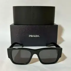PRADA サングラス ブラック　PR10ZSのサムネイル