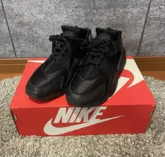 NIKE エアハラチ ブラック/26cm