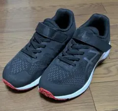 asics レーザービーム　ブラック 21.5cm