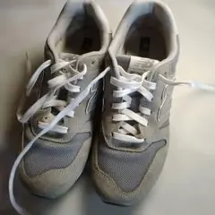 Item thumbnail for item 8732d45f-e32f-4779-924e-578e96001edc