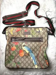 GUCCI ティアン(テイアン)花と鳥 ショルダーバッグ 美品 GUCCI ティアン(テイアン)花と鳥 ショルダーバッグ 美品 - メルカリ