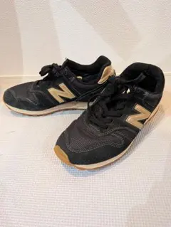 ニューバランス WL373 ブラック/ゴールド 　23.5