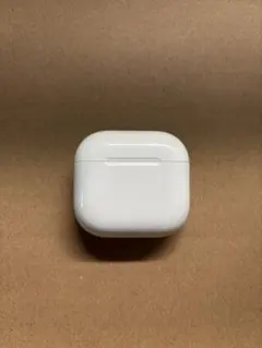 AirPods 4 ノイズキャンセリング付き