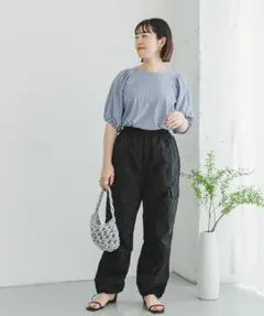 アーバンリサーチの黒のパンツのサムネイル