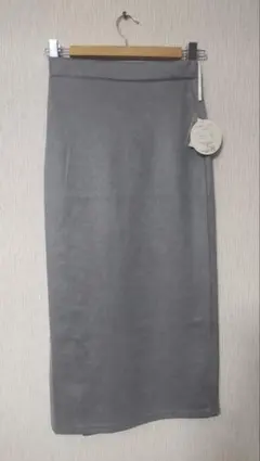 新品■スウェードスリット入りタイトスカート M