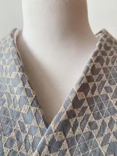 半衿　3863 刺繍半衿　幾何学模様グレー＆アイボリー　着物　浴衣