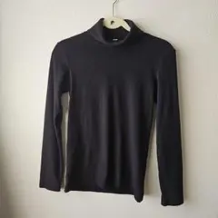 UNIQLO　フリースタートルネックカットソー