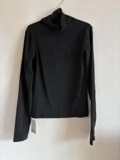 新品タグつき　Lovexury 黒 フリル　ハイネック 長袖Tシャツ　フリー