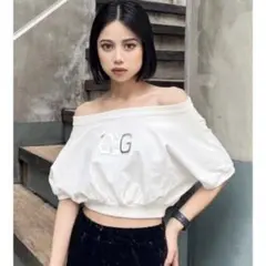 GYDA オフショルダー ホワイトトップス