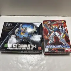 ガンダム　プラモデル　セット