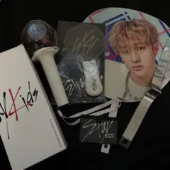 straykids バンチャン　うちわ　12個セット straykids バンチャン うちわ 12個セット Amazon.co.jp