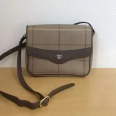 バーバリー スモークド チェックショルダーバッグ ビンテージのサムネイル