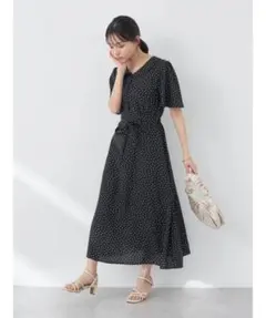〜20日限定価格earth music&ecologyちょっとレトロなワンピース