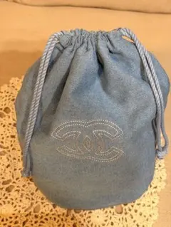 CHANEL シャネル デニム 巾着ポーチのサムネイル