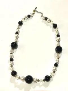 Item thumbnail for item 17f7a98f-f9a2-4c32-a5b6-4fd9bdac83f7