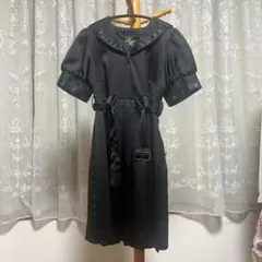 ブラックセーラー襟ワンピース