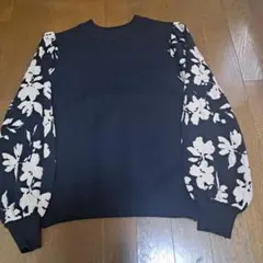 ITS'DEMO 花柄袖 ニット ブラック (昨年1回のみ着用)