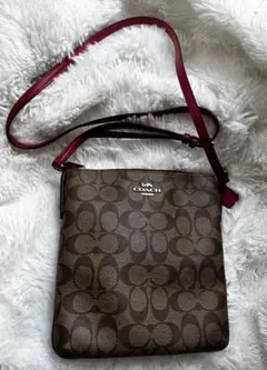 COACH モノグラムショルダーバッグ
