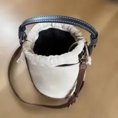 巾着型ショルダーバッグ ベージュとブラウン