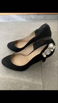 Le Chameau ビジュー付き ブラックハイヒール