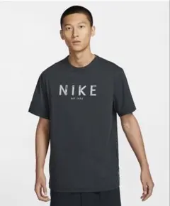 ナイキ　TシャツDri-FIT HJ7008-045