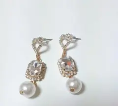最終値下げ　パール　ハート　ビジュー　大振り　キラキラ　ピアス