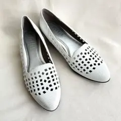 ✨極美品✨ fitfit フィットフィット カットレザー パンプス ホワイト