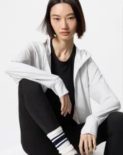 ユニクロ　エアリズムUVカットフルジップパーカー　XL