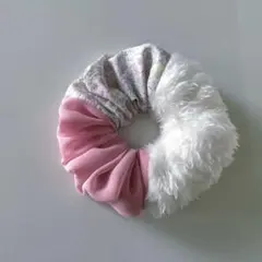 リバティ⭐︎ベッツィアン♡ シュシュ