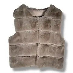 フェイクファーベスト　ベージュ　ノーカラー　フリー