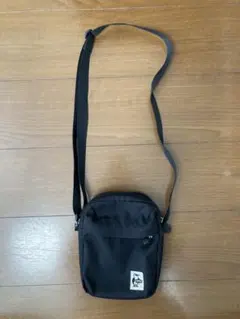 CHUMS チャムス ／ ショルダーバッグ ブラック