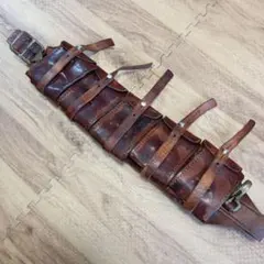 本革製ブラウンポーチ 6ポケット