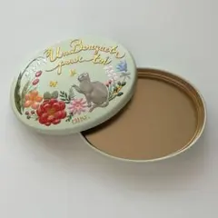 モロゾフ カリーヌ  猫 空き缶