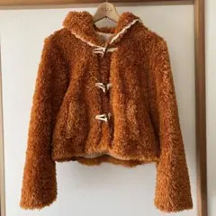 COCUE フード付きオレンジボアジャケット