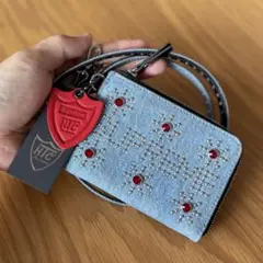 2025年最新】supreme htc studdedの人気アイテム - メルカリ