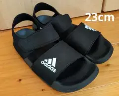 adidas 黒 サンダル 23cm