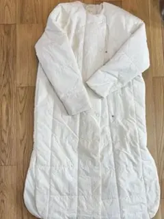 ダウンロングベスト