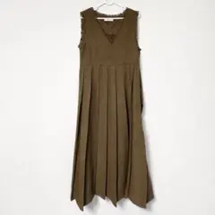 amr. Vネックジャンパースカート brown