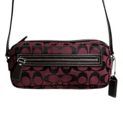 美品　コーチ　ショルダーバッグ　キャンバス　シグネチャー ワインレッド