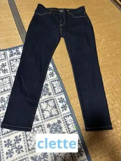 【clette】ダークブルーストレートレッグデニム 美品
