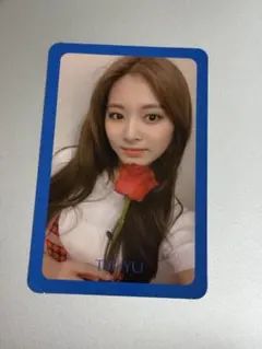 fancy ツウィ　トレカ