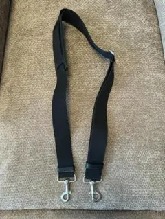 ★未使用 GUCCI グッチ ショルダーストラップ ブラックのサムネイル