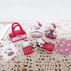 ハローキティ　なつかしアイテムミニチュアコレクション　5種　おまけ付き