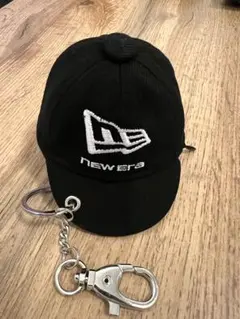 NEW ERA キャップ型 キーホルダー ブラック