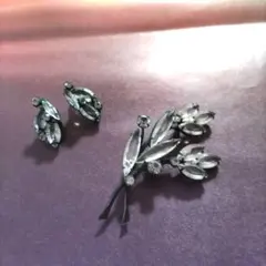 アンティーク花束デザイン ブローチ・イヤリングセット