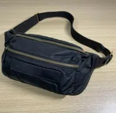 ⭐️極美品⭐️ フェリージ　ウエストバッグ　ボディバッグ　ブラック　ナイロン Felisi フェリージ バッグ ウエストバッグ ボディバッグ ベルト