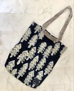mina perhonen モミの木 トートバッグのサムネイル