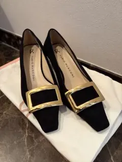 【FABIO RUSCONI】スクエアトウメタルバックルパンプス　36