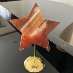 天然石 スター 星 ムーアカイト 黄色の星 台座付き - メルカリ